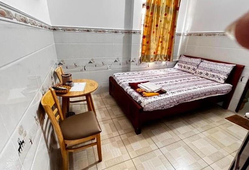 اتاق لوکس یک تخته, Mũi Né Motel