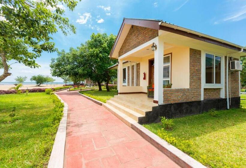 Президентский Люкс, Ngonga Beach Resort