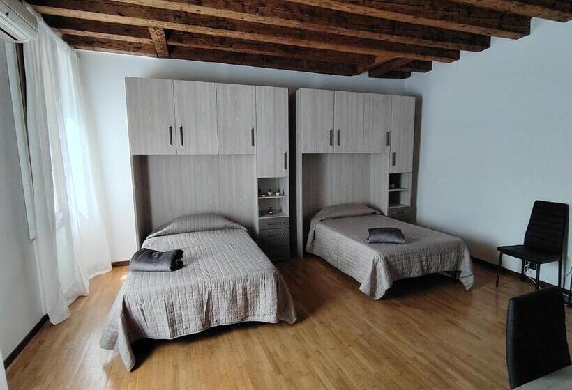 اتاق استاندارد, Vicenza Room