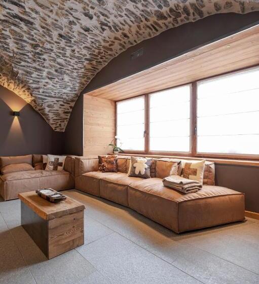 اتاق استاندارد با چشم‌انداز کوهستان, Grande Cote Room And Breakfast