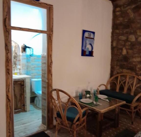 Семейный Номер, Auberge Wahabi