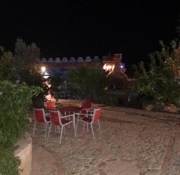 Семейный Номер, Auberge Wahabi