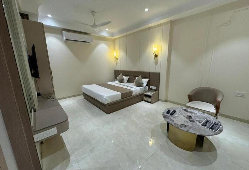 اتاق سوپریور, Fortune Inn