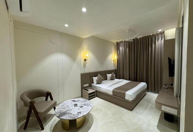 اتاق سوپریور, Fortune Inn
