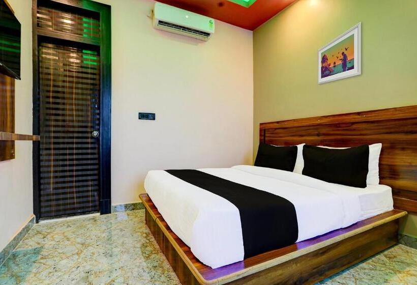 Трехместный Номер Классика, Oyo Hotel El Dorado
