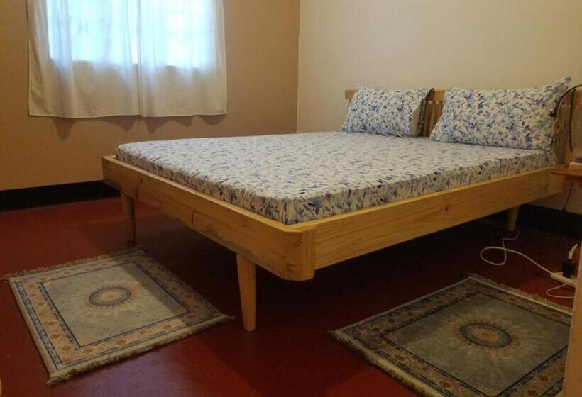 اتاق استاندارد, Safari Hostel Tanzania