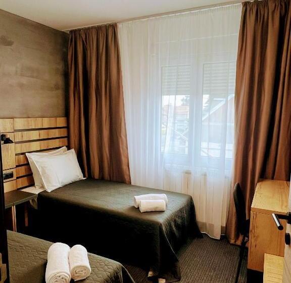 سوییت, Sremsky Inn