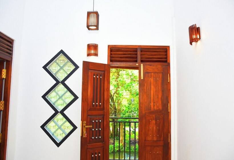 스탠다드 발코니 룸, Sasanda Villa And Yala Safari Place