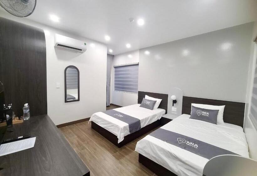اتاق استاندارد با بالکن, Mia Motel