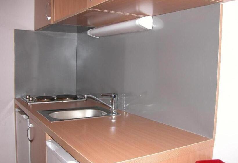四人标准间, Springfield Private Hostel