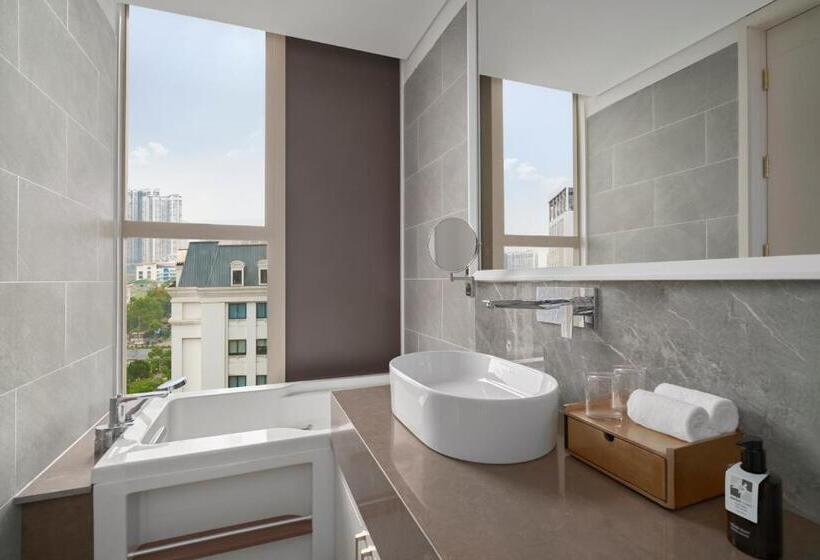 استودیوی پریمیوم, Epic Tower Swiss Belresidences Hanoi