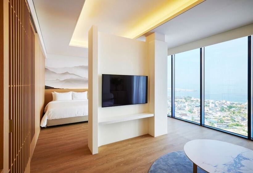 سوییت جونیور, Homm Marina Sokcho   Part Of Banyan Group