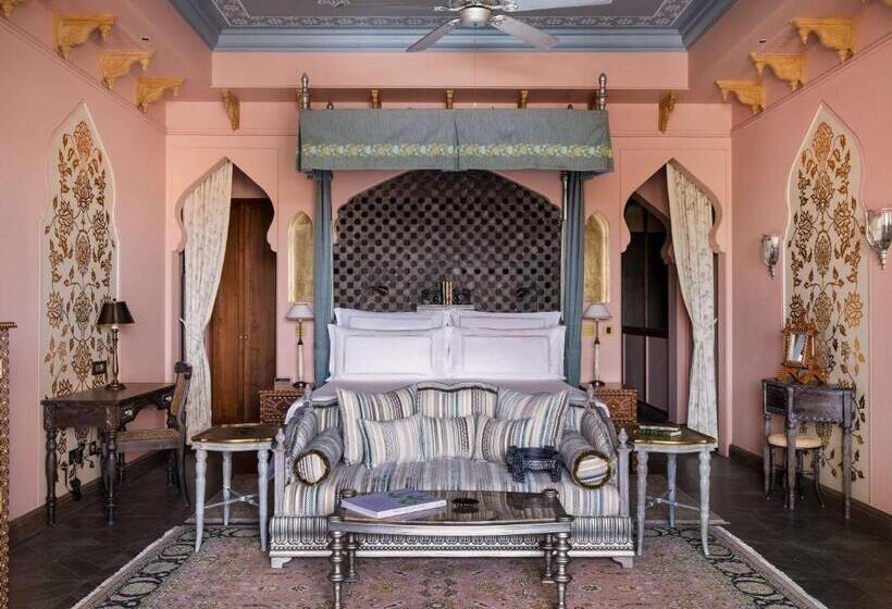 带大床的标准间, Raffles Jaipur