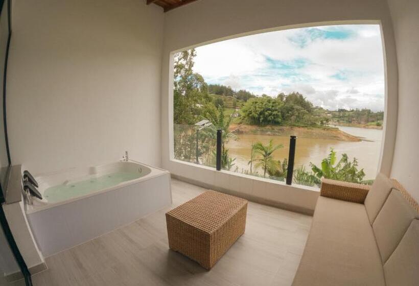 스탠다드 트리플 룸, Viajero Guatapé Hostel & Lake Club