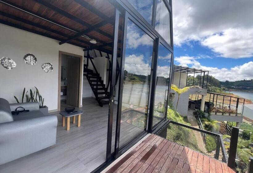 샬레, Viajero Guatapé Hostel & Lake Club