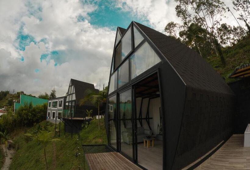 샬레, Viajero Guatapé Hostel & Lake Club