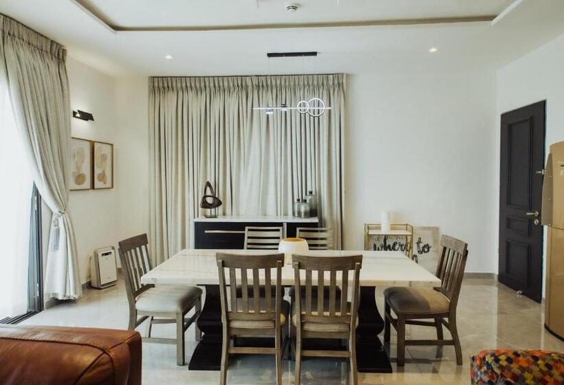 آپارتمان 1 خوابه با چشم‌انداز دریا, Zencasa Ng