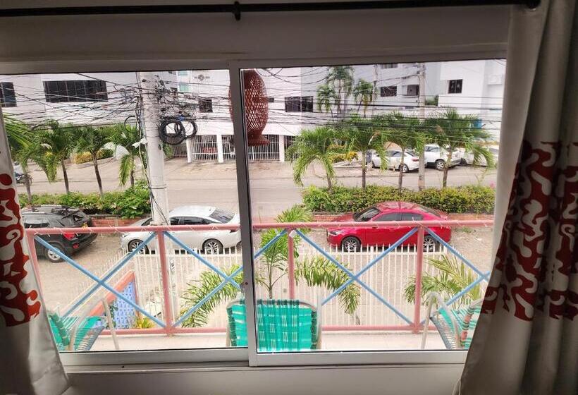 سوئیت با بالکن, Cartagena Típica Boutique House