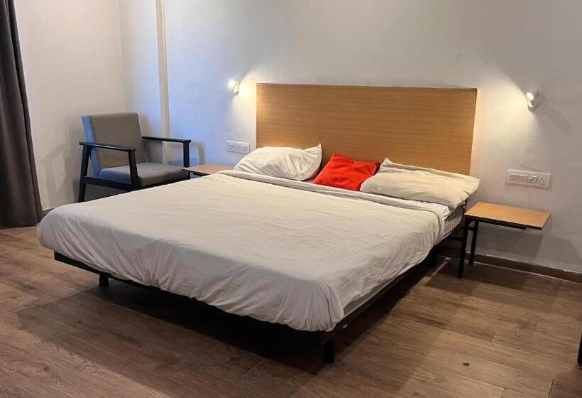 غرفة ديلوكس سرير كينج, Arena Residency