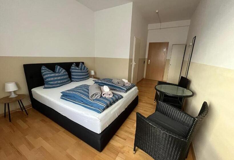 Номер Стандарт, Doppelzimmer Mit Bad 9