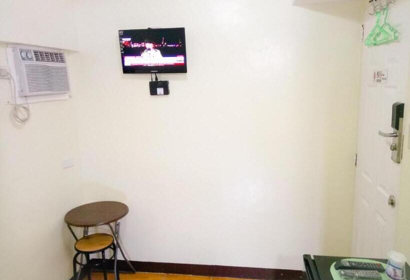 Quarto Economy, 8hostel