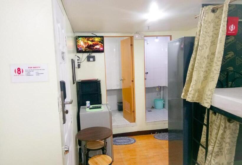 Cama em Quarto Compartilhado, 8hostel
