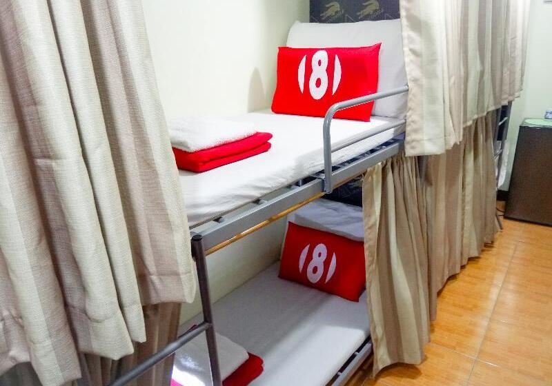 Cama em Quarto Compartilhado, 8hostel