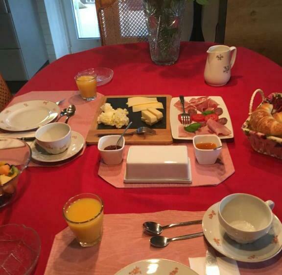 Номер Стандарт, Bed & Breakfast Aux Enges