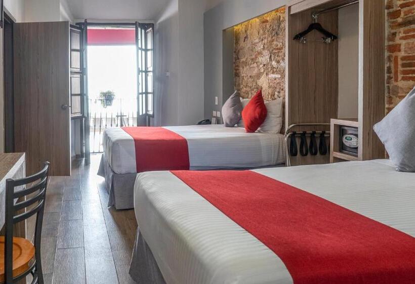 Quarto Estandar com Sacada, Hidalgo