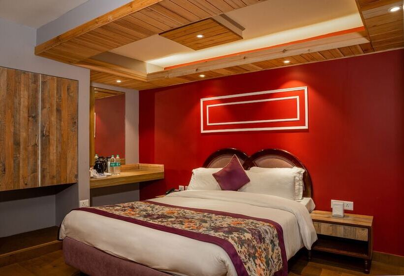 Номер Deluxe, Mount Conifer Suites & Spa