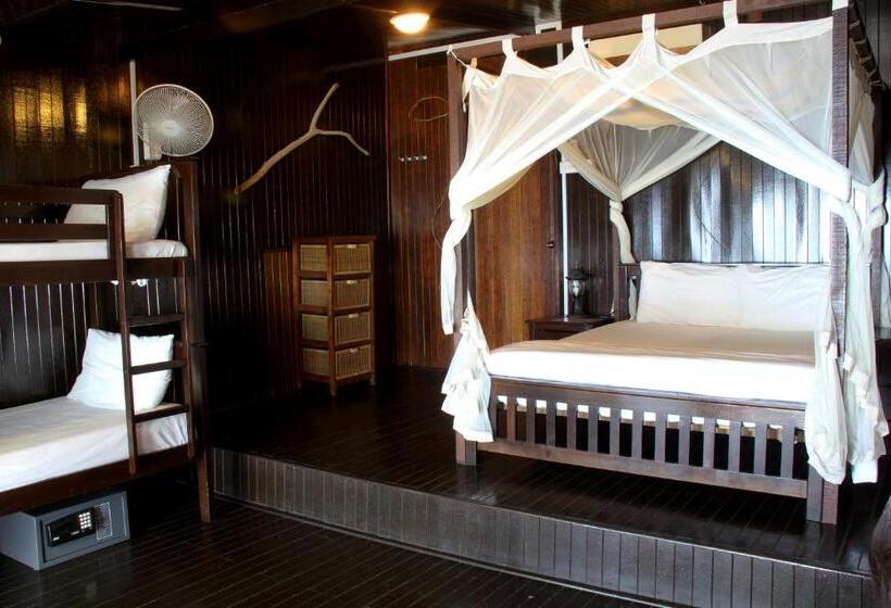 اتاق لوکس با چشم‌انداز دریا, Melina Beach Resort