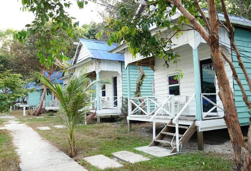 ویلای استاندارد با چشم‌انداز باغ, Sandy Beach Bungalows