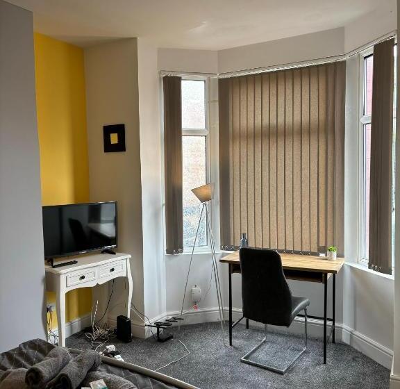 Номер Economy, Croft House