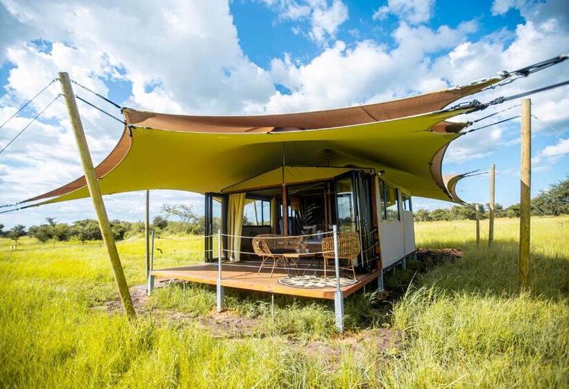 اتاق لوکس با بالکن, Escarpment Serengeti Luxury Camp
