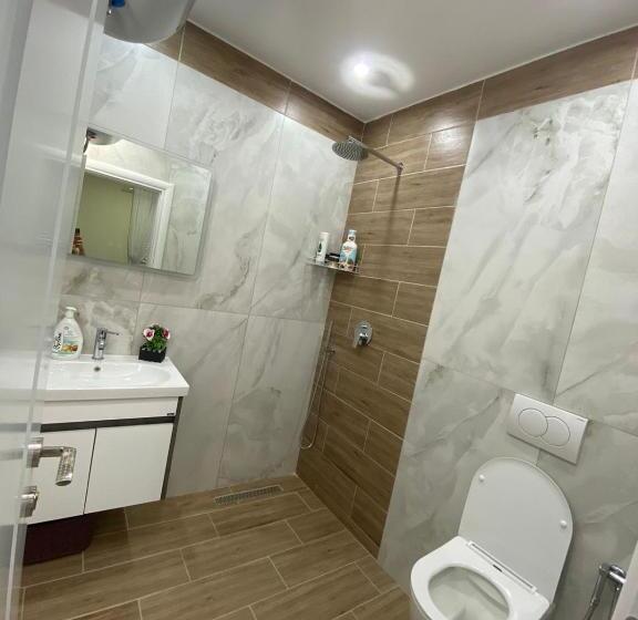 اتاق استاندارد سه نفره, Nina Guest House