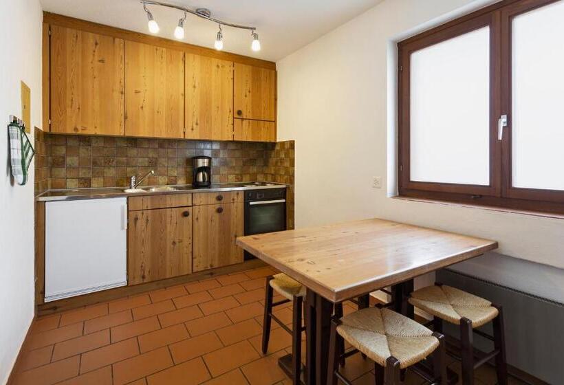 2 Bedrooms Apartment Mountain View, Resort Al Centro