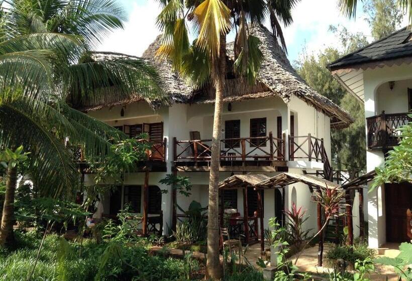 스탠다드 룸 가든 전망, Langi Langi Beach Bungalows