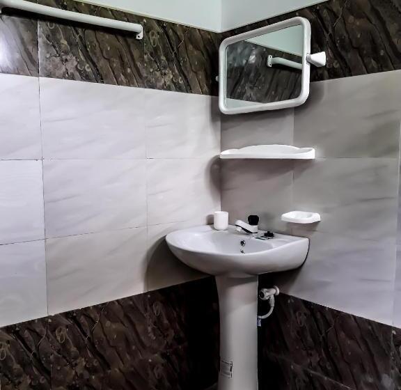 اتاق استاندارد, Nallur Holidays Inn