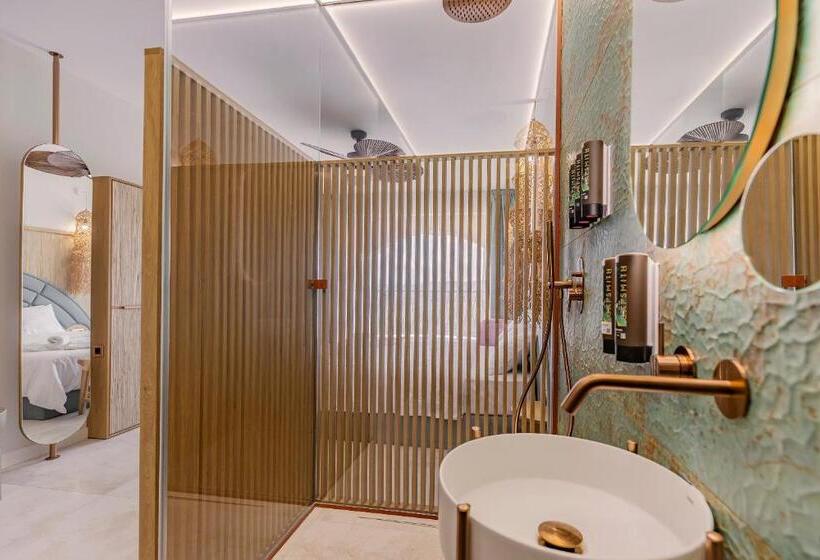 اتاق لوکس با چشم‌انداز دریا, Casa Deniso   The Home Of Chill