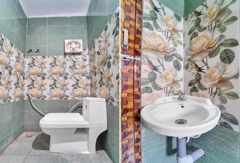 Трехместный Номер Классика, Oyo Dsr Avenues