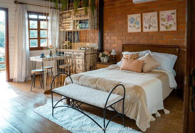 발코니가 있는 스위트, Vale Do Lago   Casa De Campo E Eventos
