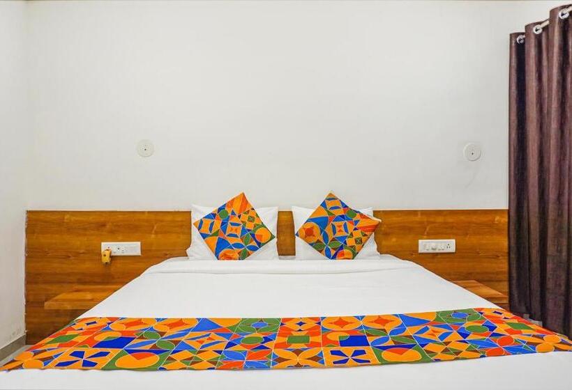 اتاق لوکس, Fabhotel Royal Palace Inn   Lal Mahal