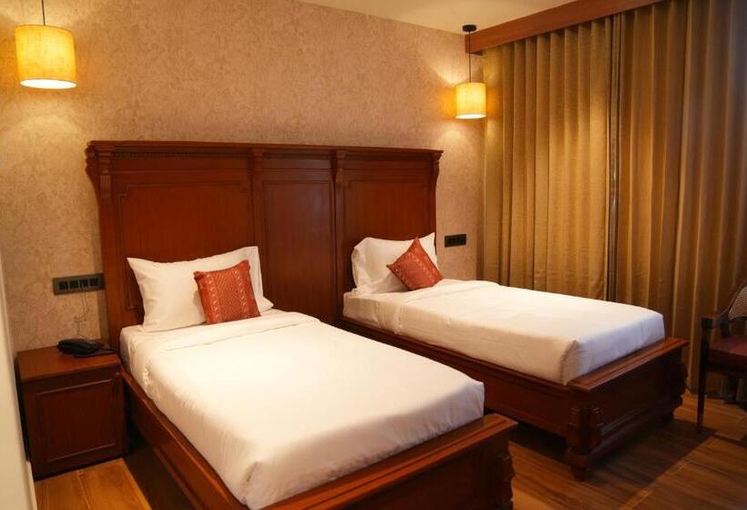 Номер Стандарт, Capital Luxury Suites