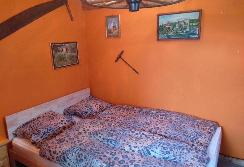 Номер Стандарт с Террасой, Charmantes Western Zimmer Mit Veranda Auf Dem Raihof