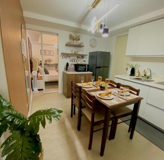 1 Bedroom Apartment Mountain View, Centennial Staycation At Azure North Pampanga