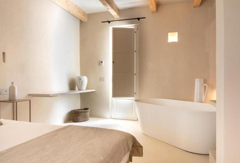 Suite with Terrace, New Opening   Palazzo Gasparino Suites