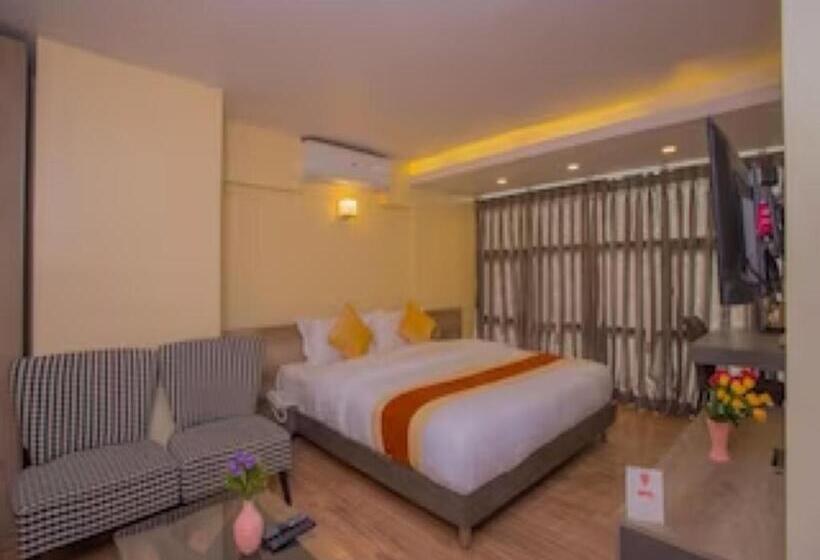 سوییت, Oyo 262 Hotel Kumari