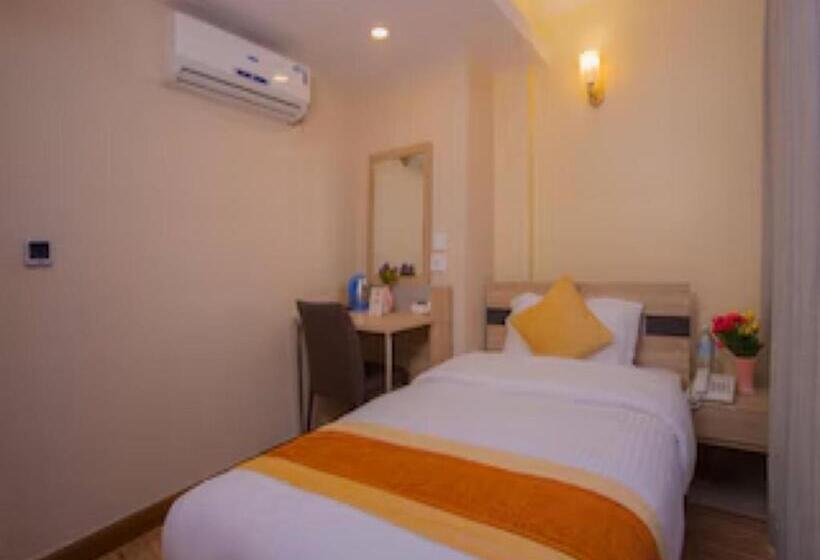 اتاق اکونومی, Oyo 262 Hotel Kumari