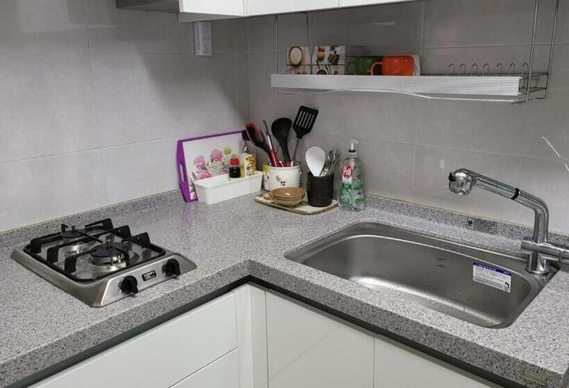 اتاق استاندارد, Goseong Deulggot Stay Private House