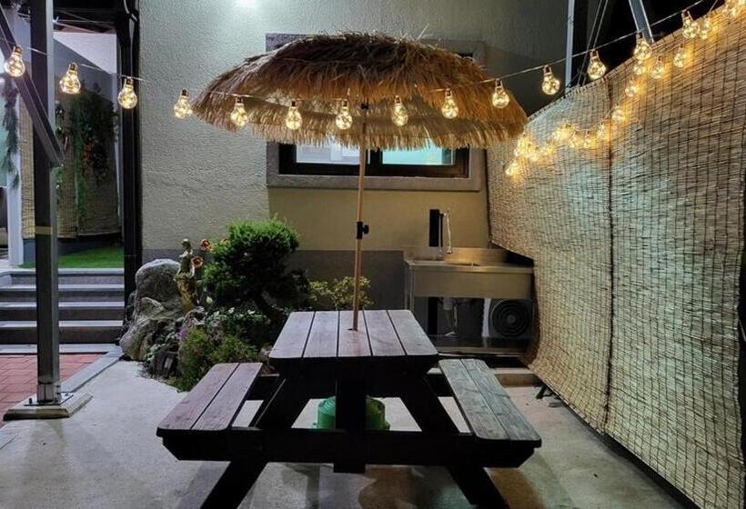 اتاق استاندارد, Goseong Deulggot Stay Private House